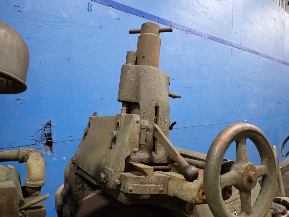 Cincinnati Centerless Grinder