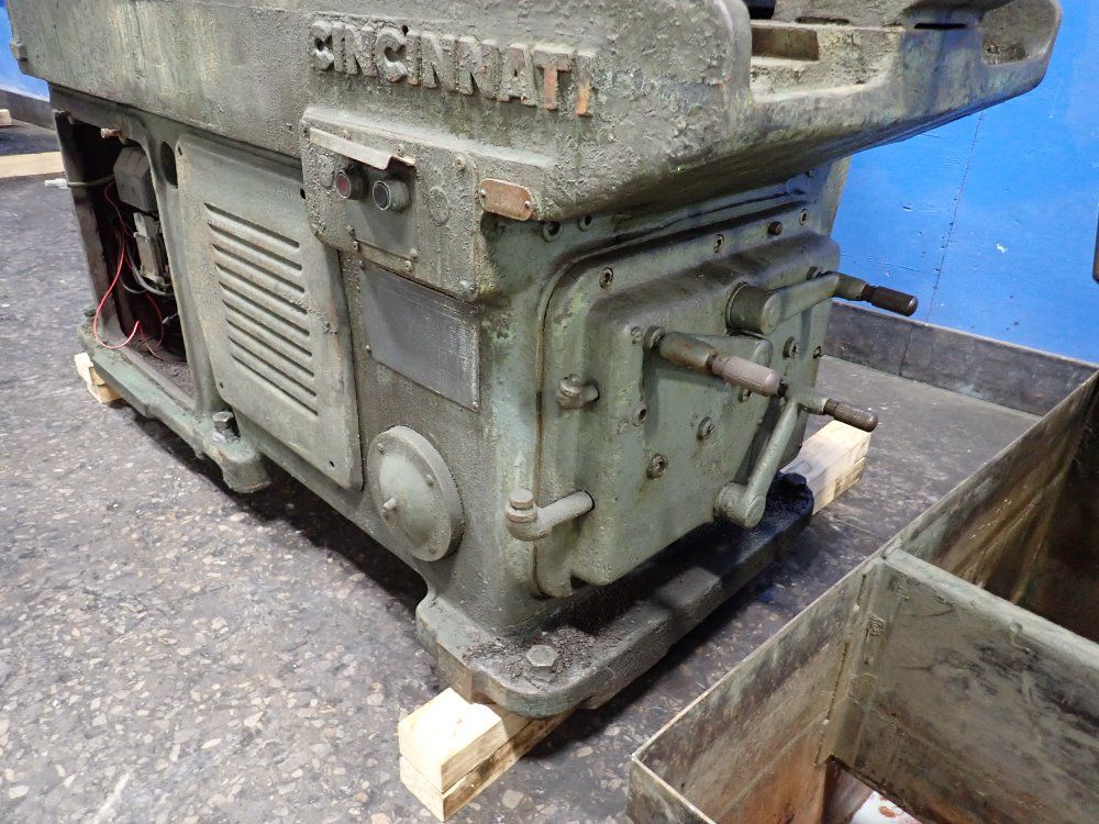 Cincinnati Centerless Grinder