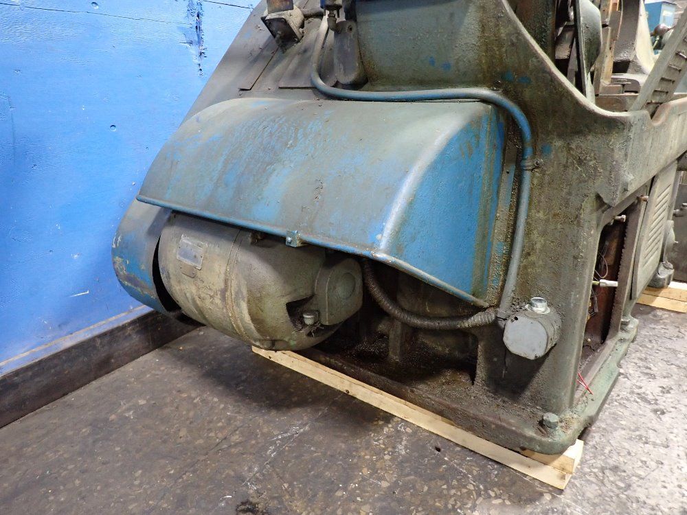 Cincinnati Centerless Grinder