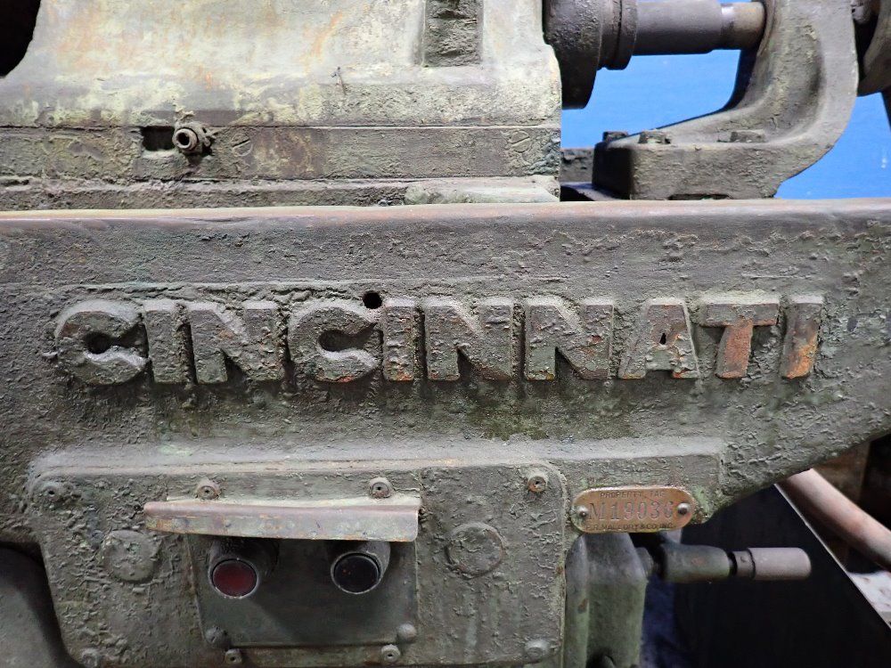 Cincinnati Centerless Grinder