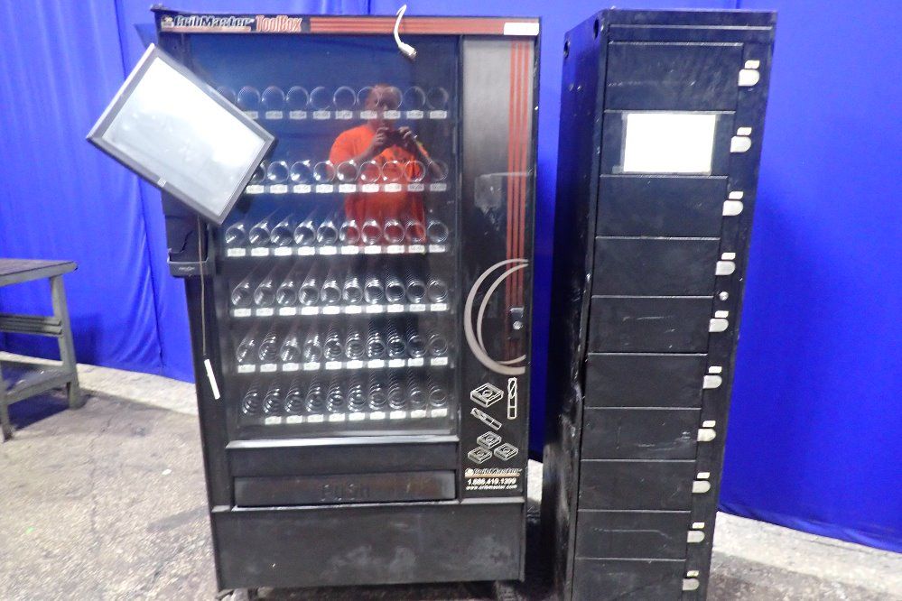 Crib Master 60 Sections Vending Machine