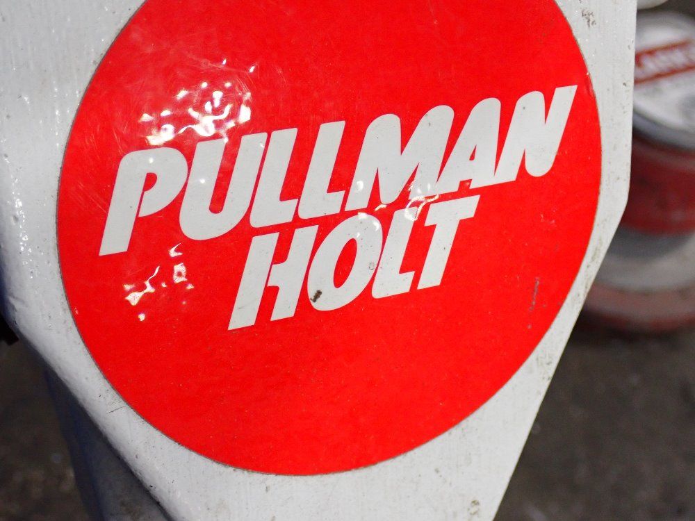 Pullman-holt 20" Floor Scrubber/buffer - Gloss Boss 1500/gb1500x