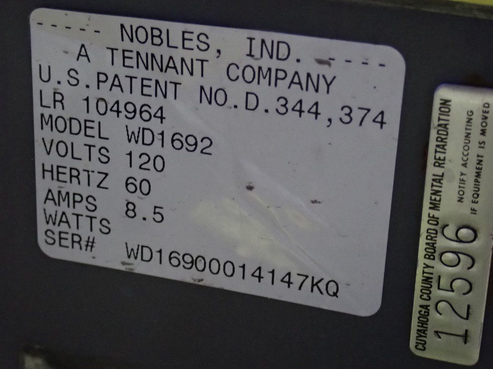 Nobles 32" Floor Scrubber/buffer - Wd1692