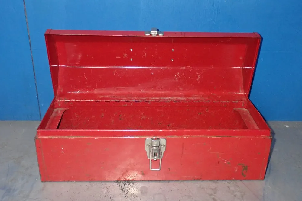 Dayton Tool Box - 2w019b