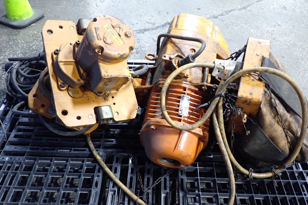 Beebe Bros Inc 5 Ton Hoist - Bbes050m