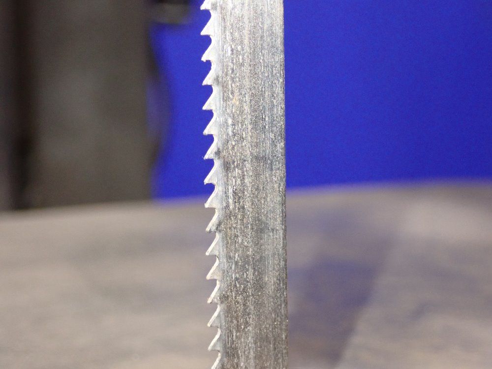 Delta 13 3/4" Vertical Band Saw - 28-203f