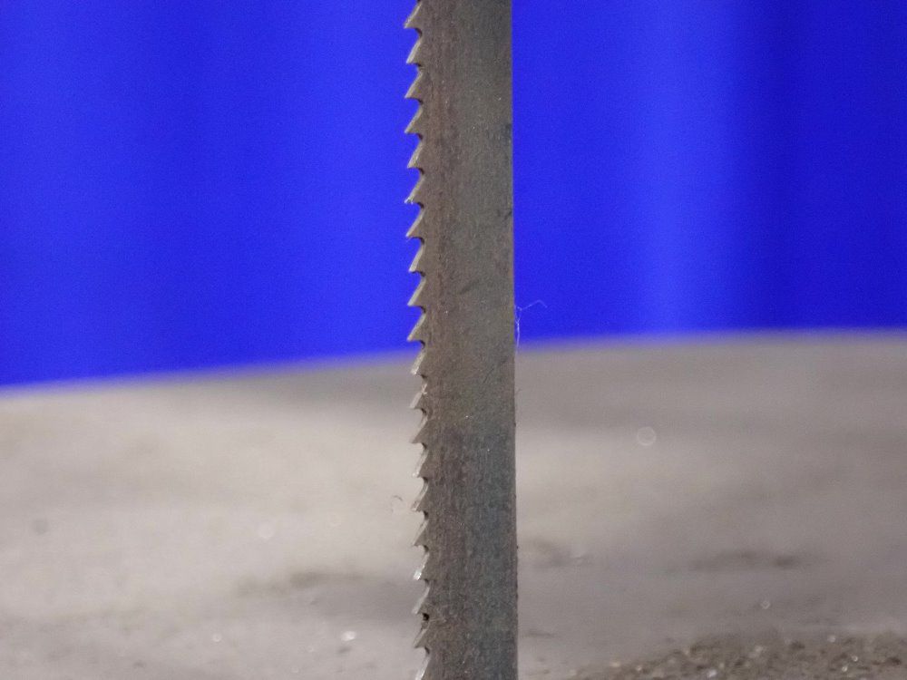 Grob 18" Vertical Band Saw - 4v-18