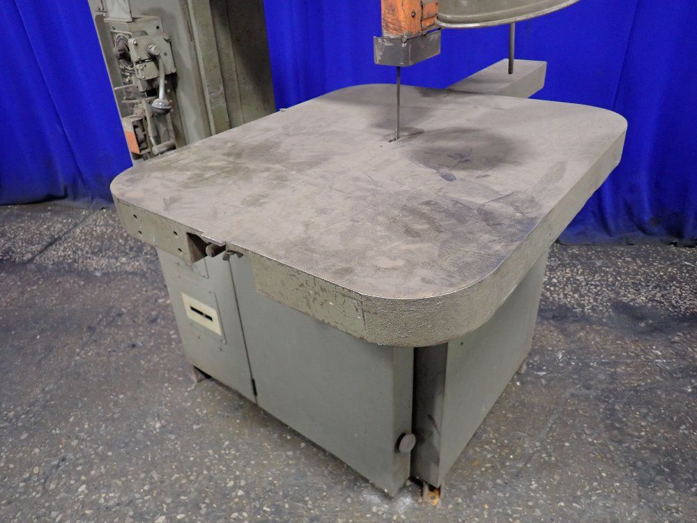 Grob 18" Vertical Band Saw - 4v-18
