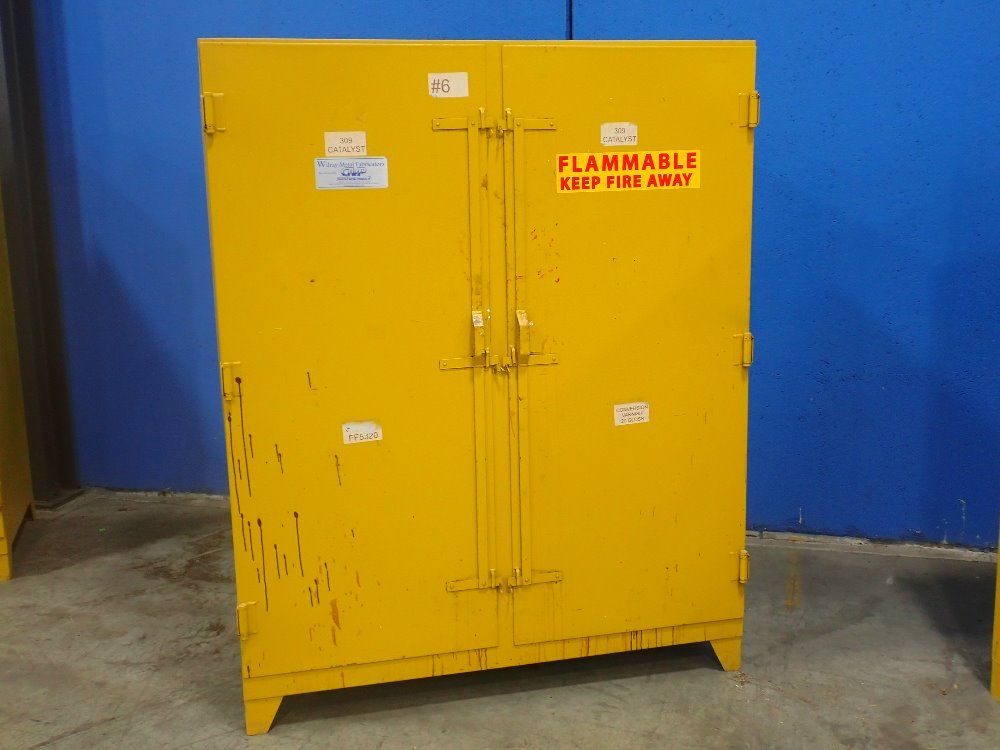 Creative Metal Products 52"lx25"wx62"h (interior) Flammable Cabinet