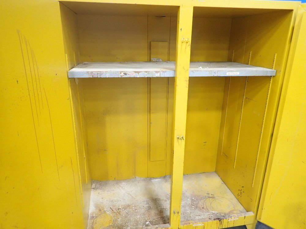 Creative Metal Products 52"lx25"wx62"h (interior) Flammable Cabinet