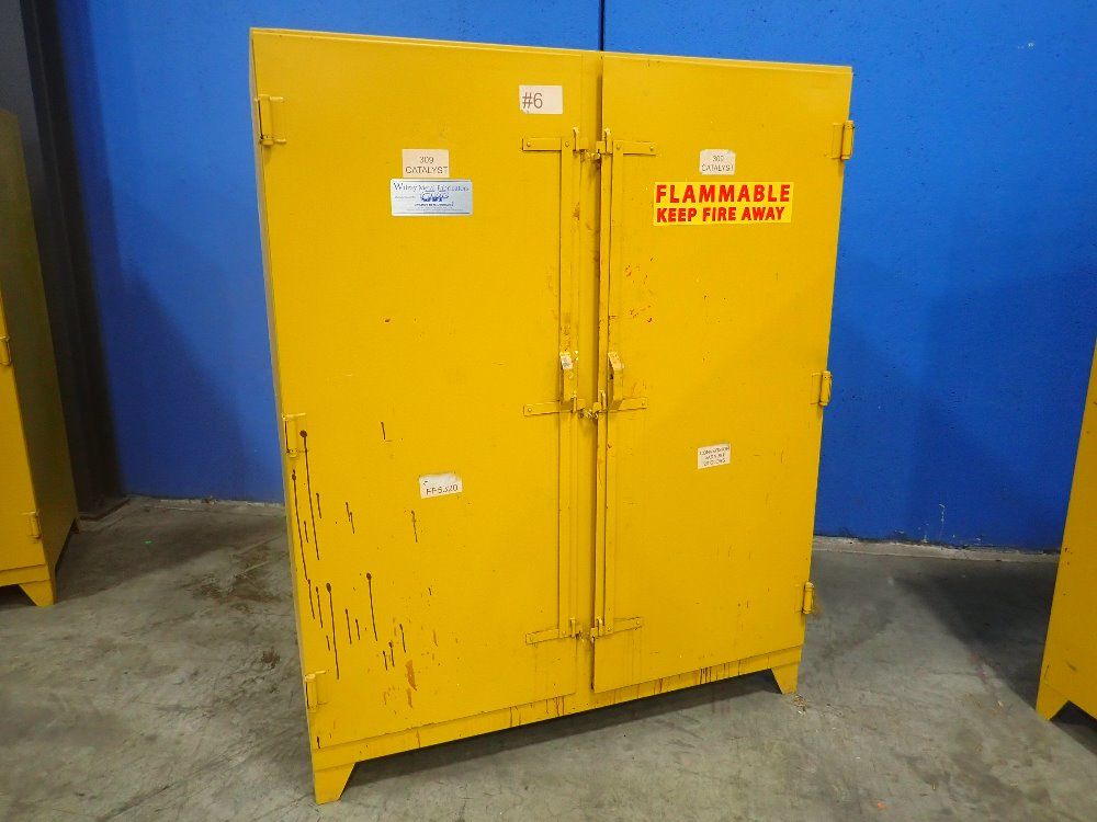 Creative Metal Products 52"lx25"wx62"h (interior) Flammable Cabinet