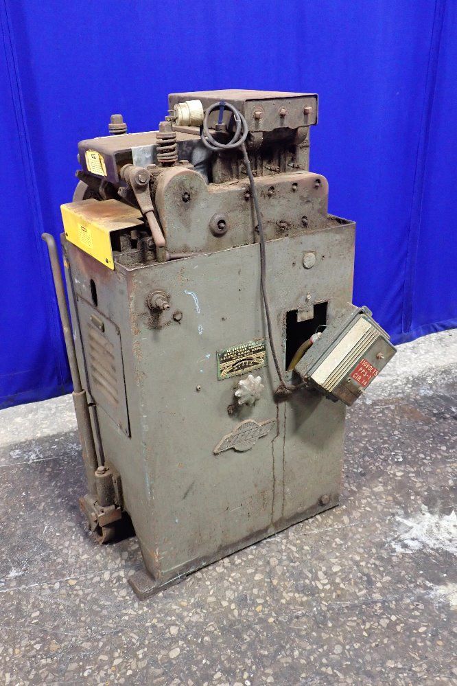 Fj Litell 8" Straightening Machine - 308-7pdl