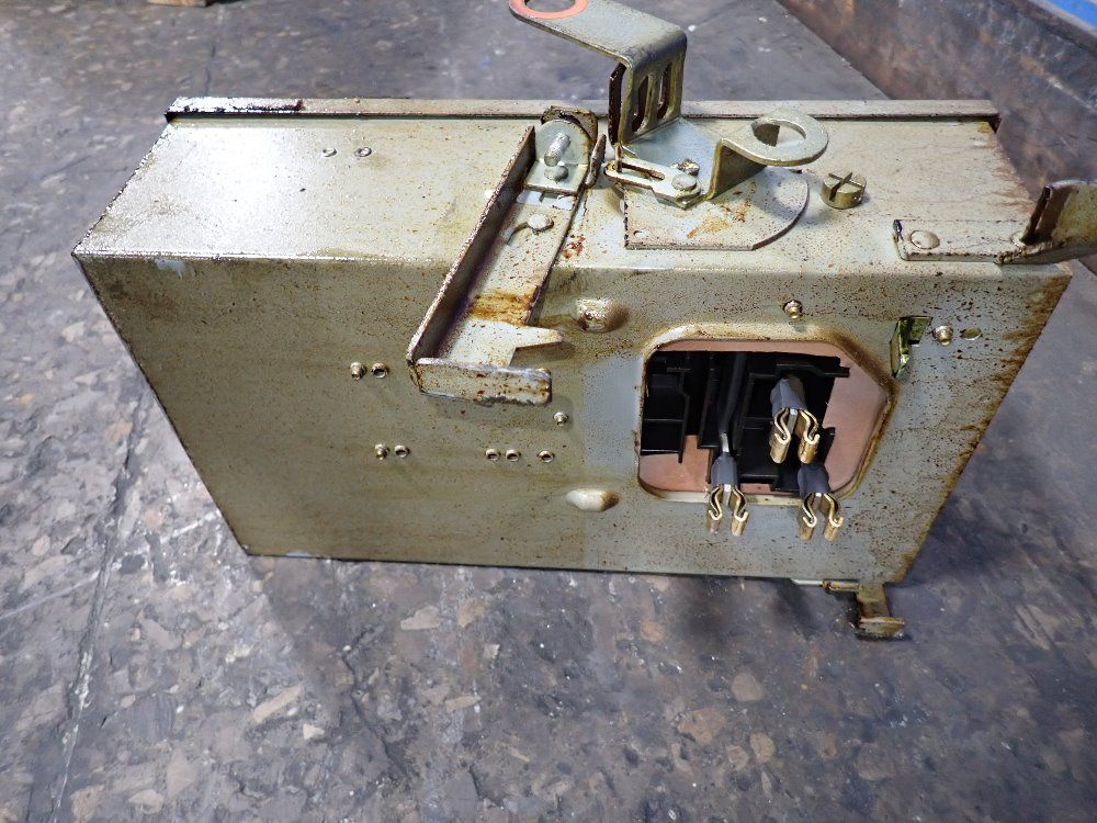 Square D Bus Plug - Pq3606g