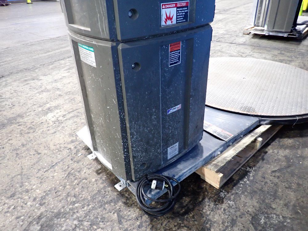 Lantech 65" Stretch Wrapper - Q300