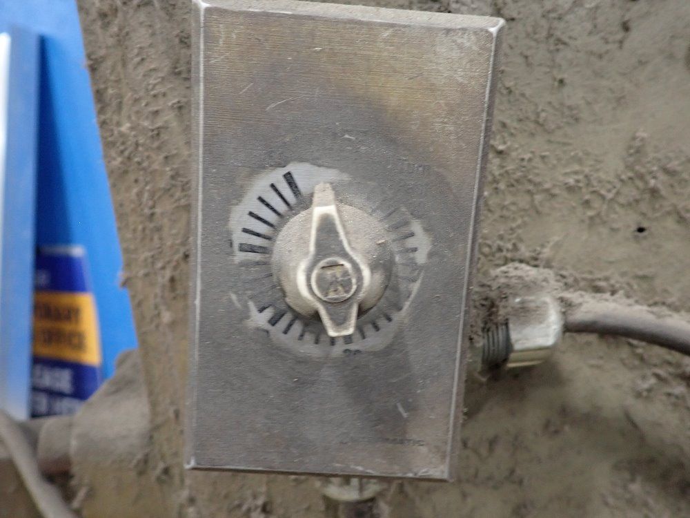 National Rivot 1/2 Hp Riveter - 800