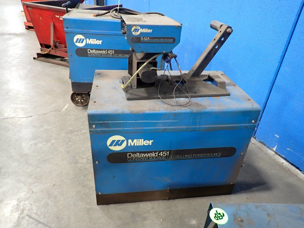 Miller Welding Power Source W Feeder - Deltaweld 451