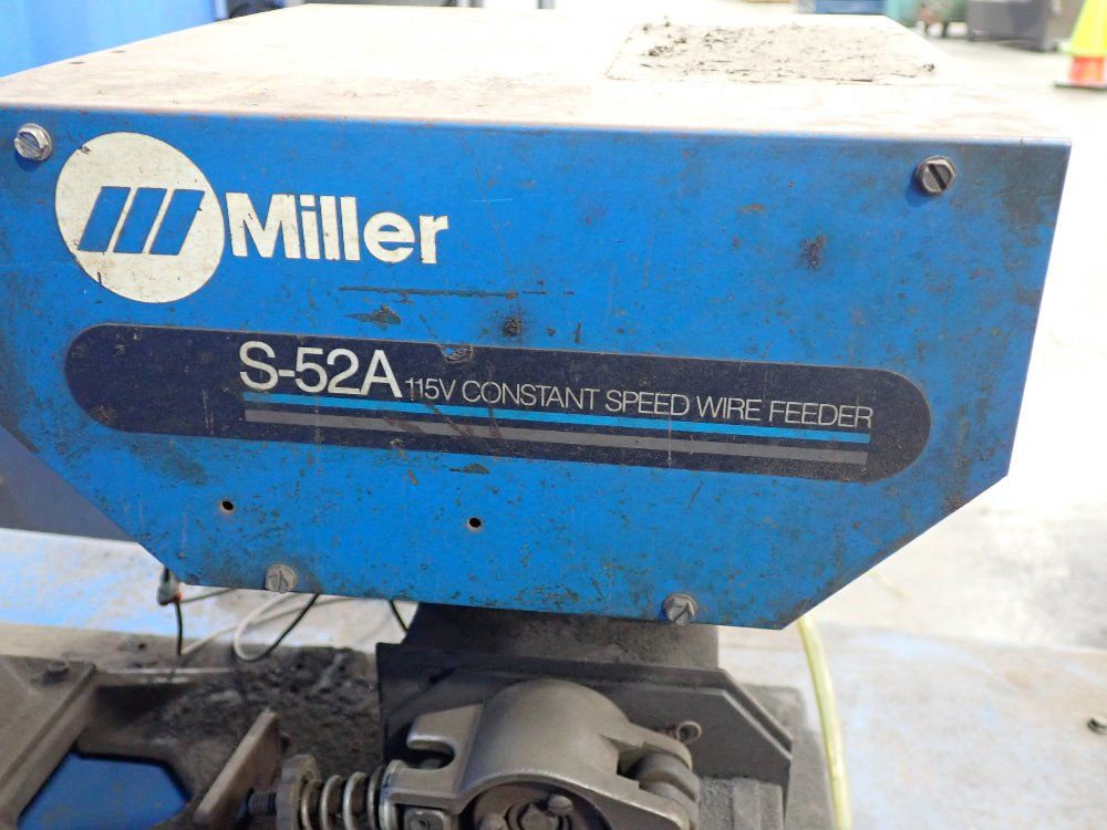 Miller Welding Power Source W Feeder - Deltaweld 451