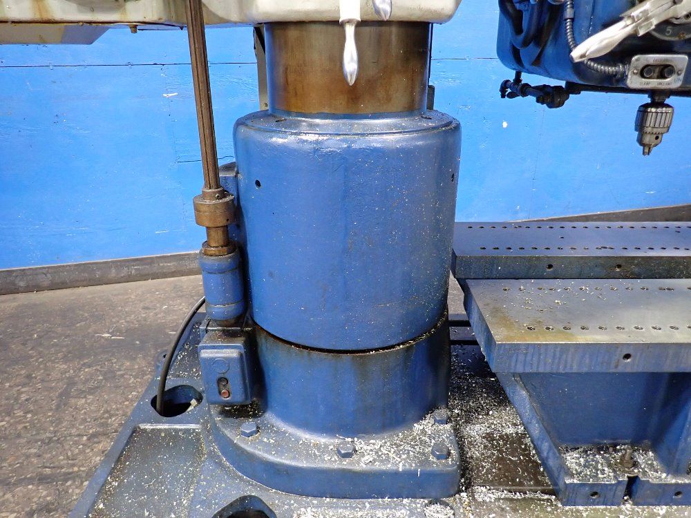 Carlton 15" X 4" Radial Arm Drill