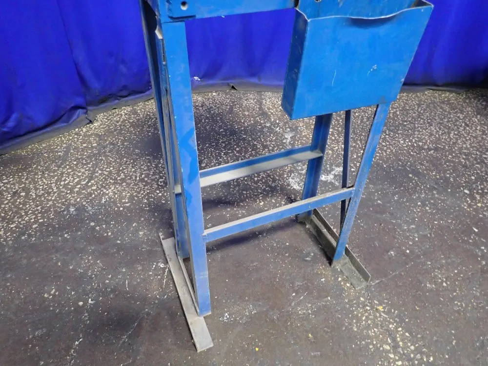 Engel Sheet Metal Edge Notcher - 750