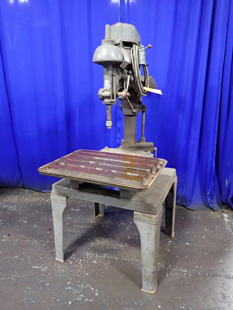Walker Turner 30" Radial Arm Drill - 1711-3