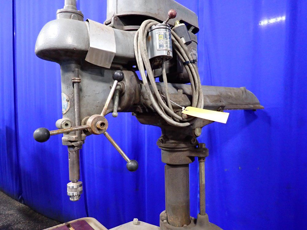 Walker Turner 30" Radial Arm Drill - 1711-3
