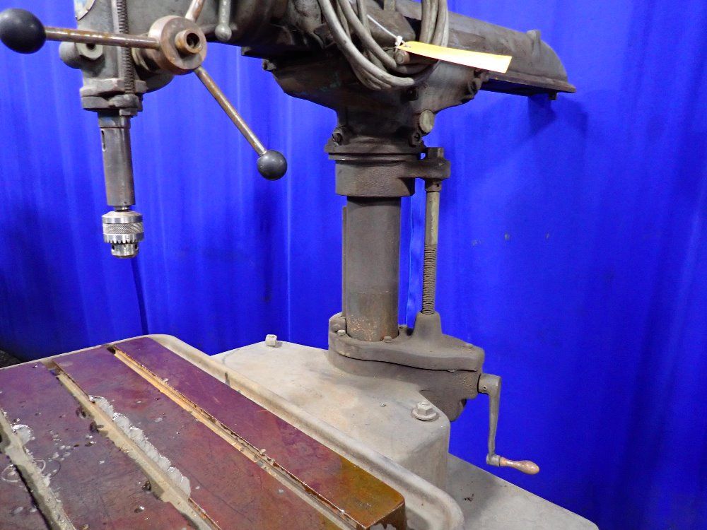 Walker Turner 30" Radial Arm Drill - 1711-3