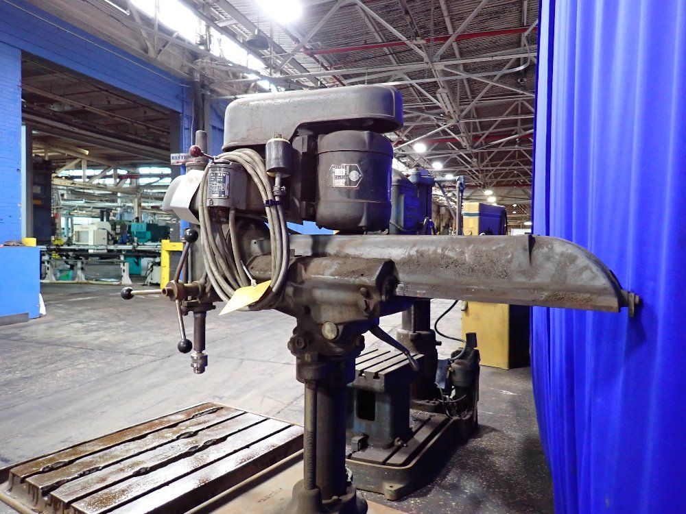 Walker Turner 30" Radial Arm Drill - 1711-3