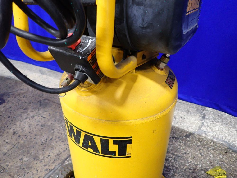 Dewalt 1.8 Hp Air Compressor - D55168
