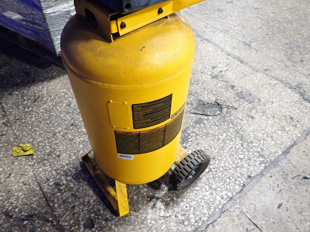 Dewalt 1.8 Hp Air Compressor - D55168