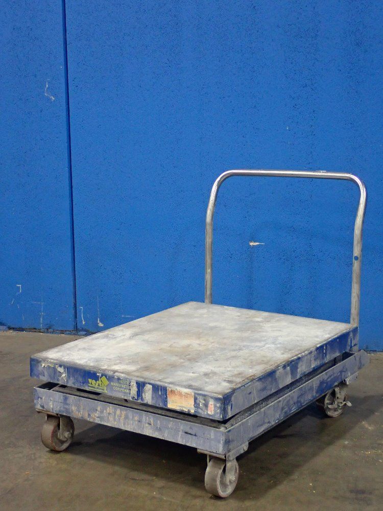 Vestil Mfg. Corp. 2000 Lbs. Hydraulic Lift Cart - Cart-200-wd