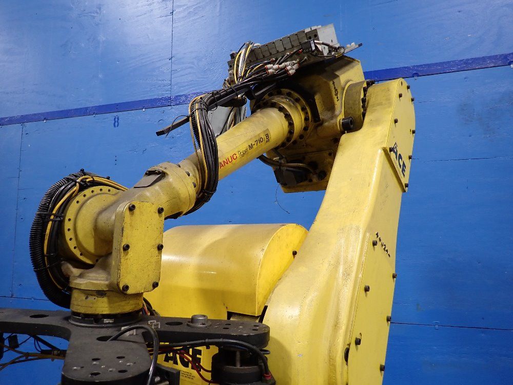 Fanuc Robot - M-710ib 45