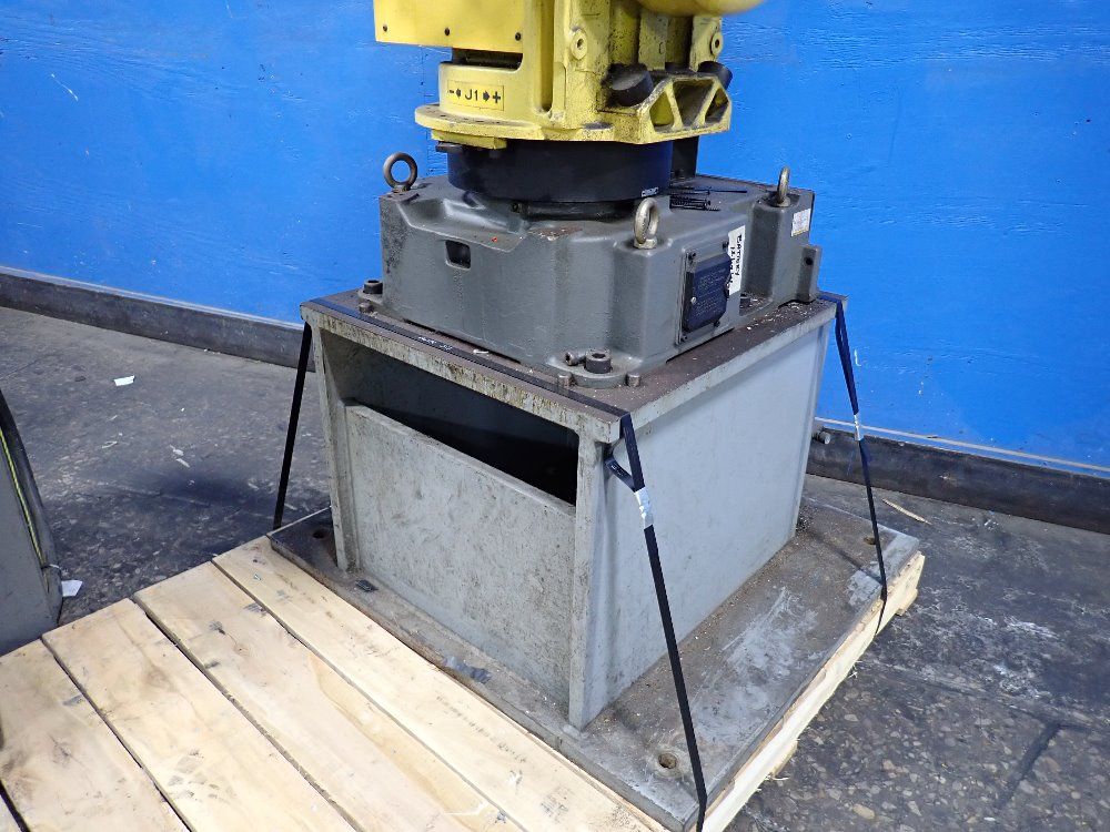 Fanuc Robot - M-710ib 45