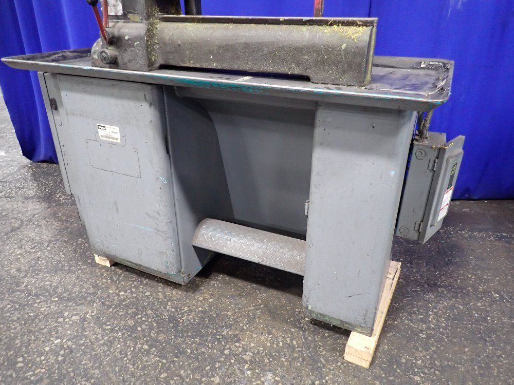 Hardinge Lathe - Dv59