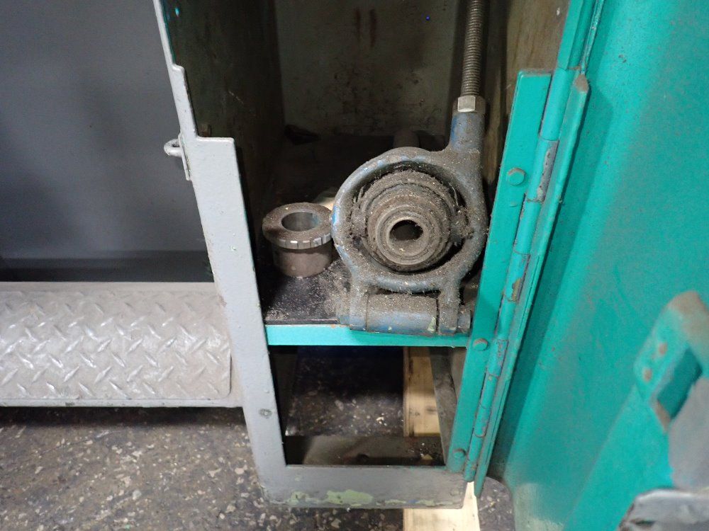 Hardinge Lathe - Dv59