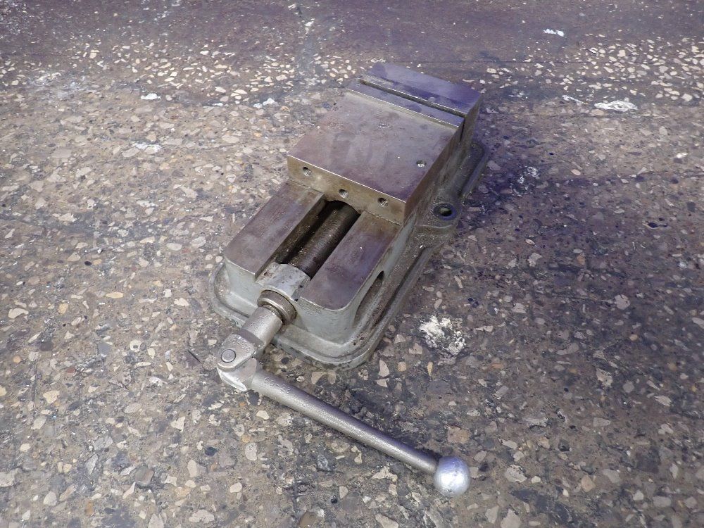 6" Vise