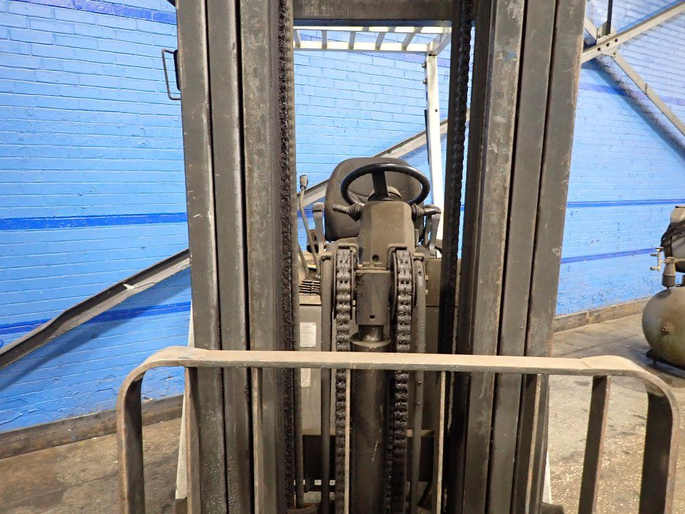 Nissan/unicarriers 3450 Lbs Electric Forklift - Mct 1b2l25s