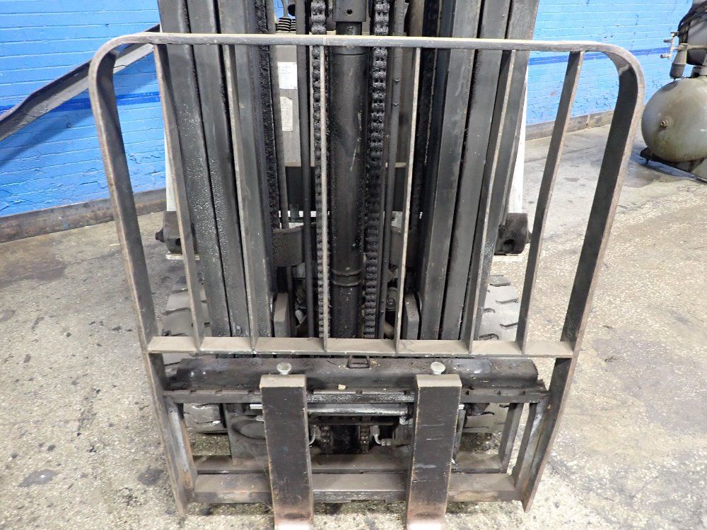 Nissan/unicarriers 3450 Lbs Electric Forklift - Mct 1b2l25s