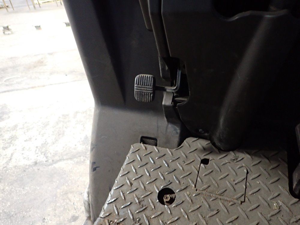 Nissan/unicarriers 3450 Lbs Electric Forklift - Mct 1b2l25s