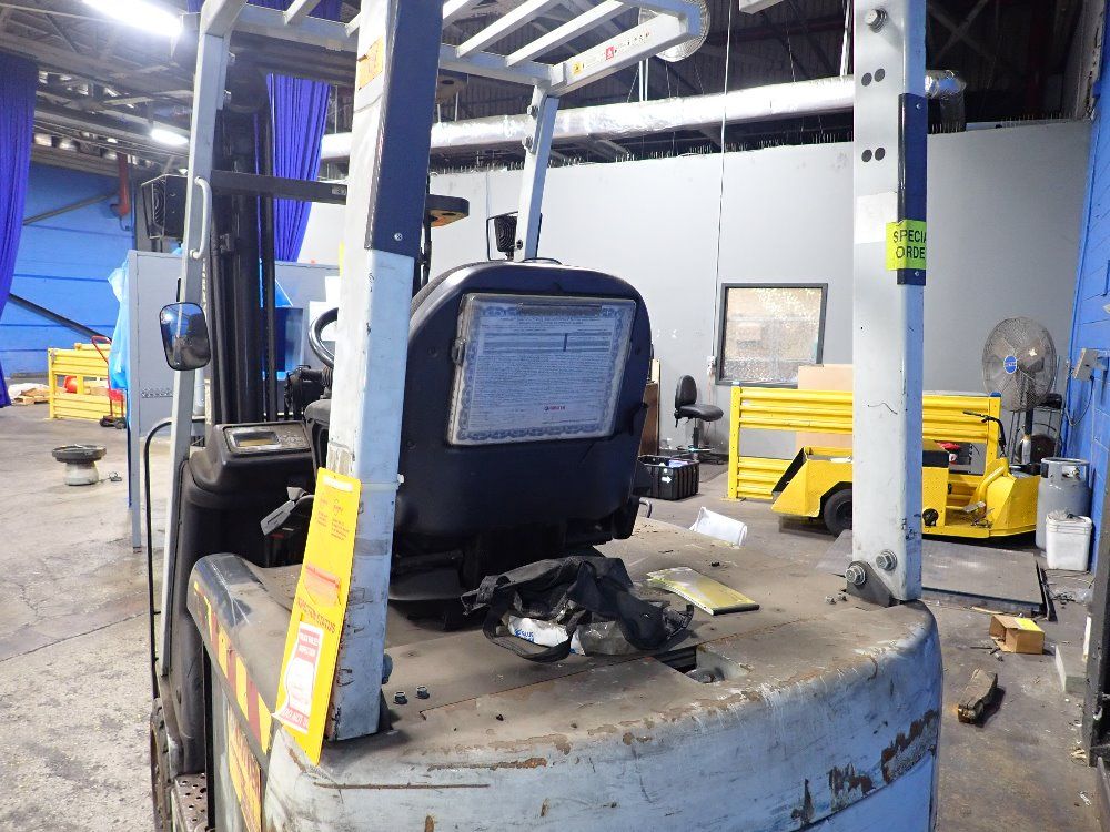 Nissan/unicarriers 3450 Lbs Electric Forklift - Mct 1b2l25s