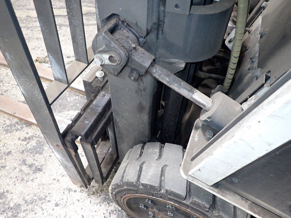 Nissan/unicarriers 3450 Lbs Electric Forklift - Mct 1b2l25s