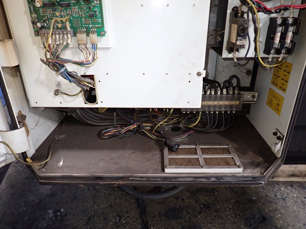 Amada 98" X 100 Tons Cnc Press Brake - Fbd-1025f