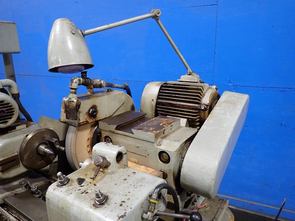 Tos Hostivar Approx 30" Cylindrical Grinder - 2ud 750