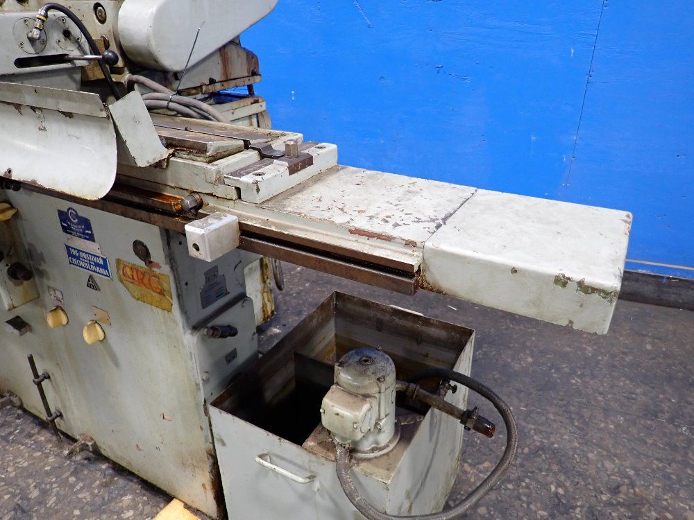 Tos Hostivar Approx 30" Cylindrical Grinder - 2ud 750