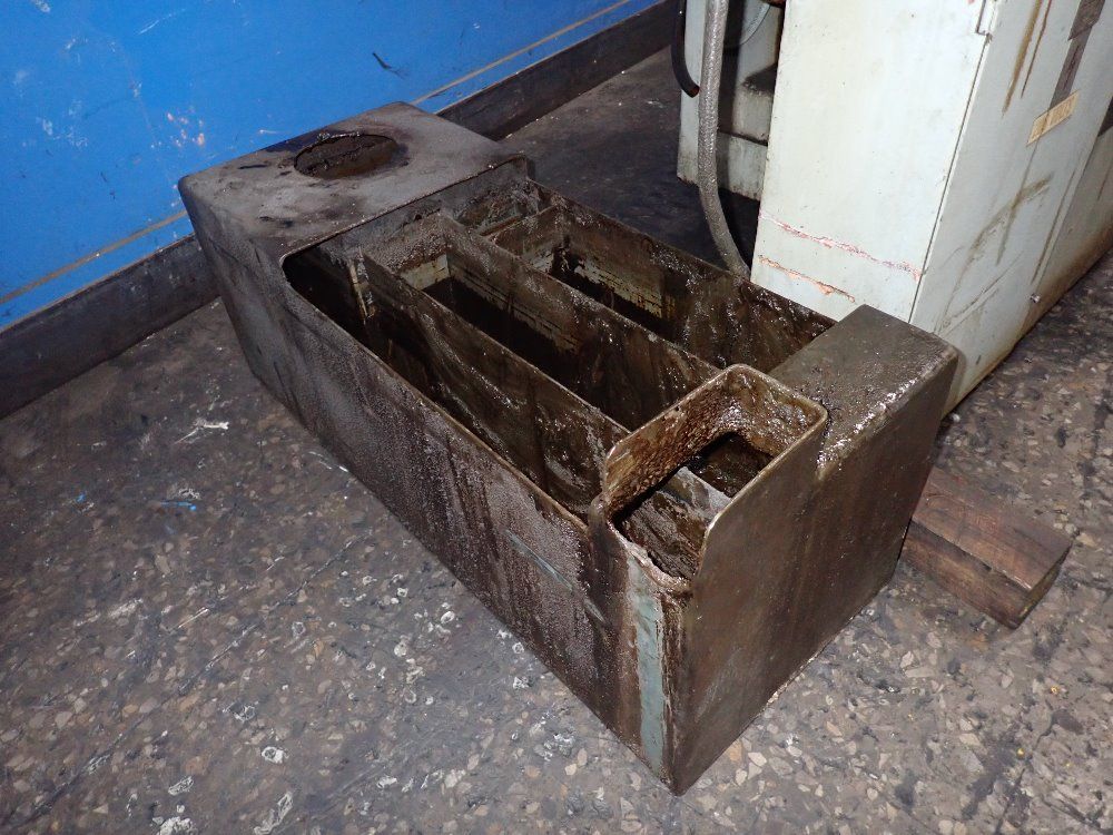 Tos Hostivar Approx 30" Cylindrical Grinder - 2ud 750