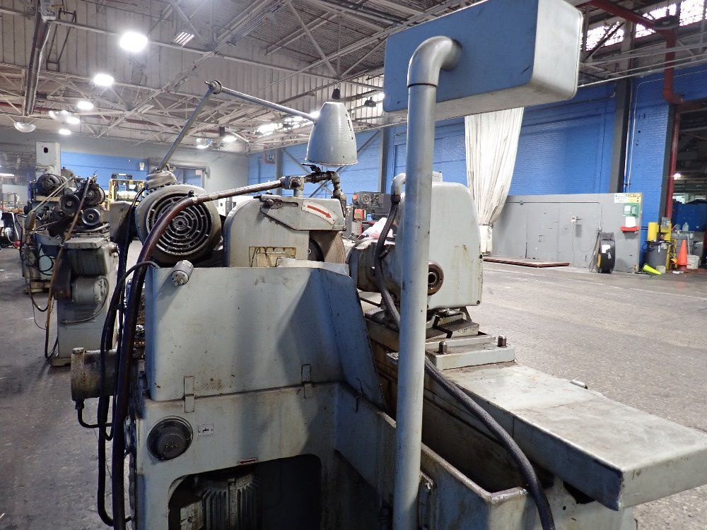 Tos Hostivar Approx 30" Cylindrical Grinder - 2ud 750