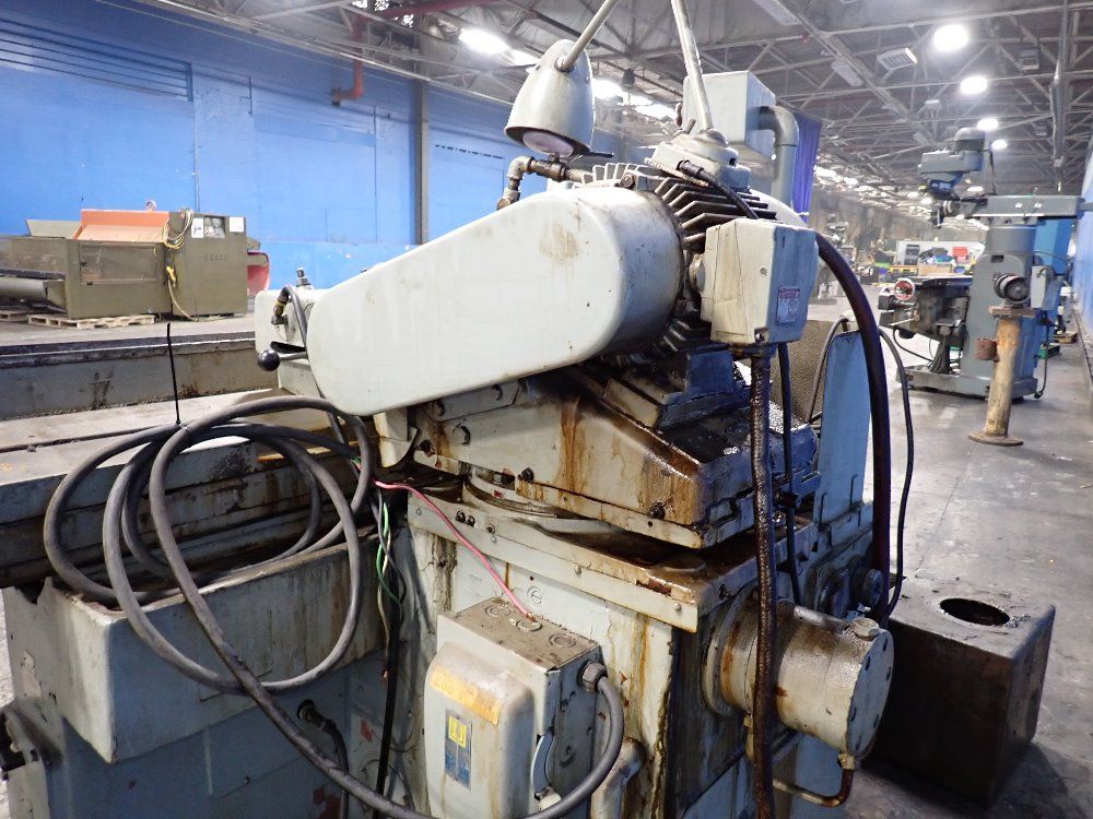 Tos Hostivar Approx 30" Cylindrical Grinder - 2ud 750