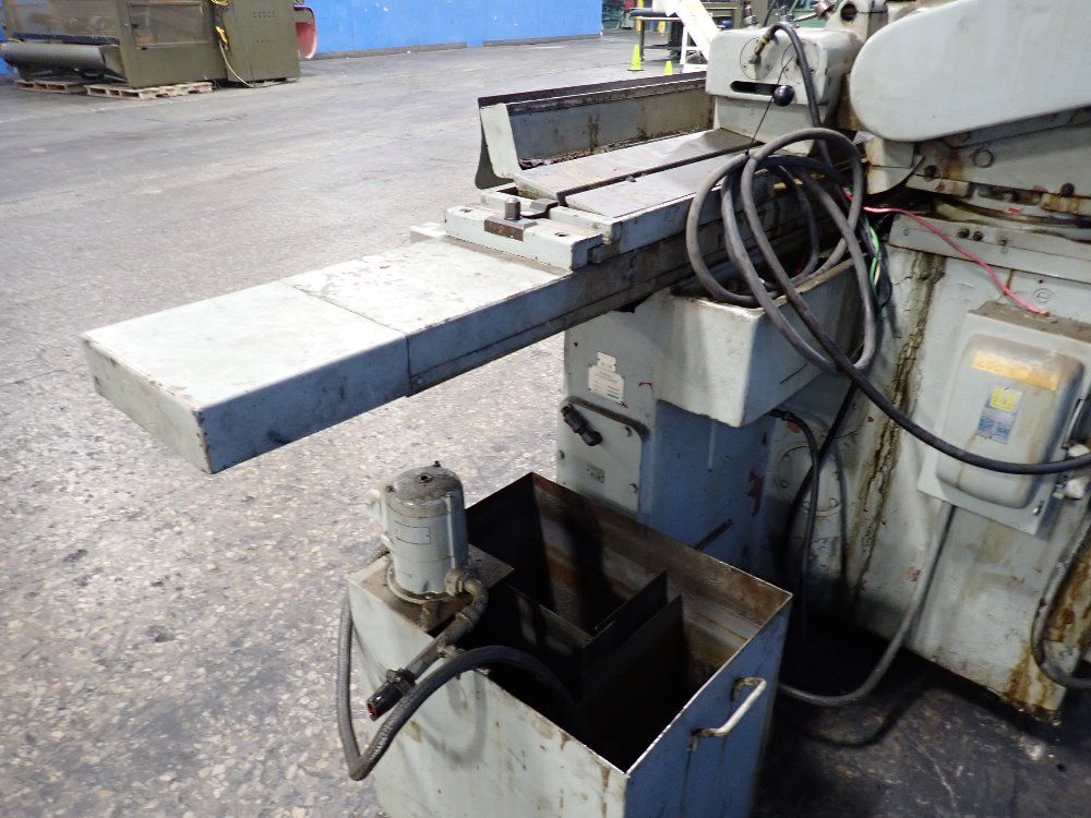 Tos Hostivar Approx 30" Cylindrical Grinder - 2ud 750