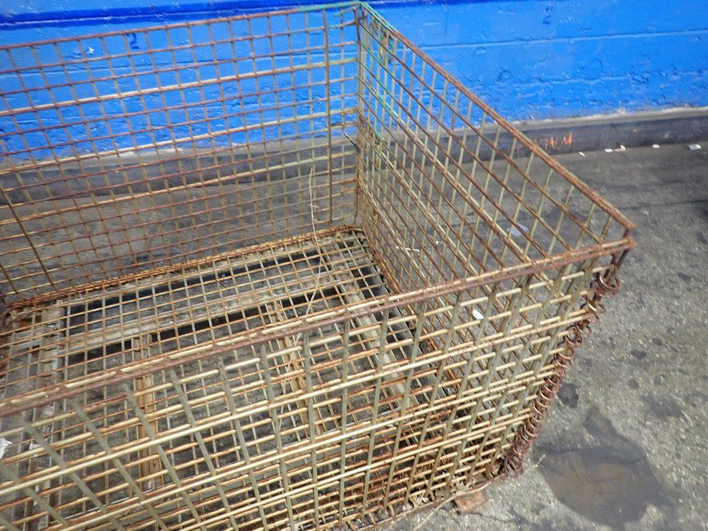  Stackable Wire Basket