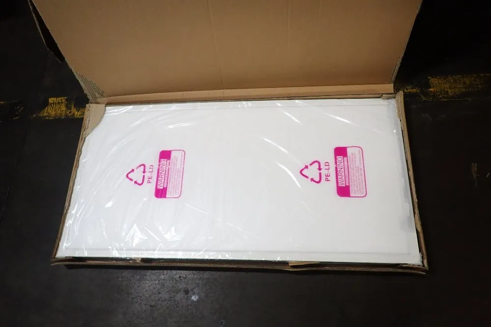 Maxlite 24" X 48" Light Fixture