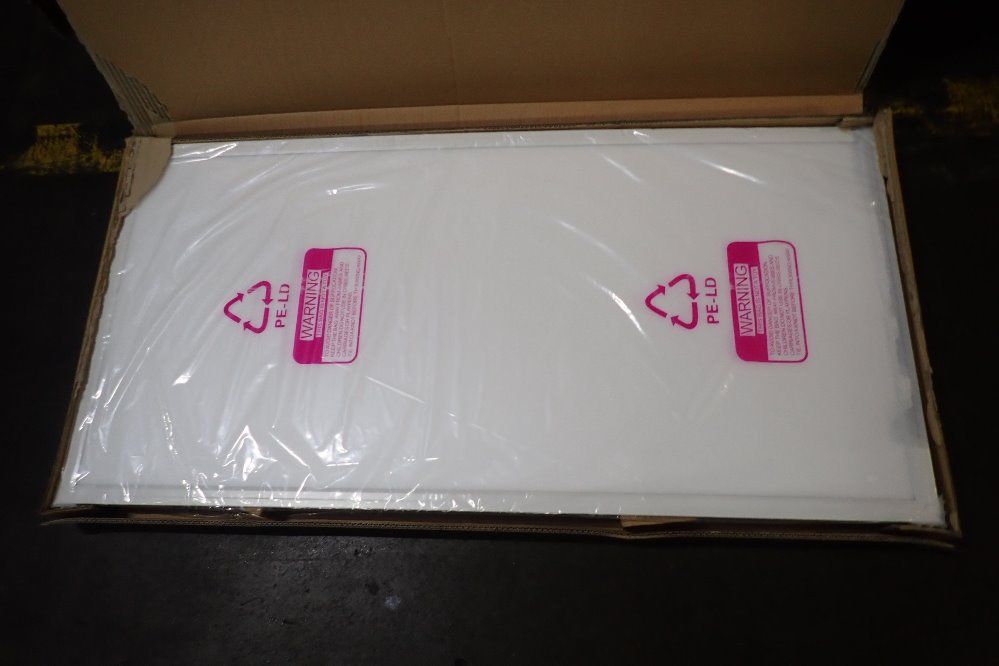 Maxlite 24" X 48" Light Fixture